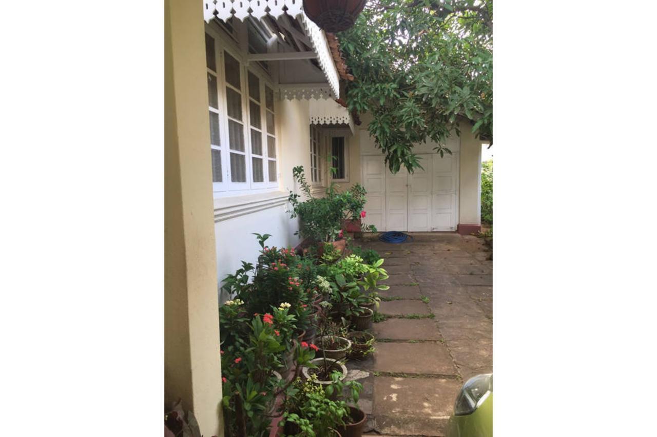 Charming Homestay By The Beach Dehiwala-Mount Lavinia Exterior photo