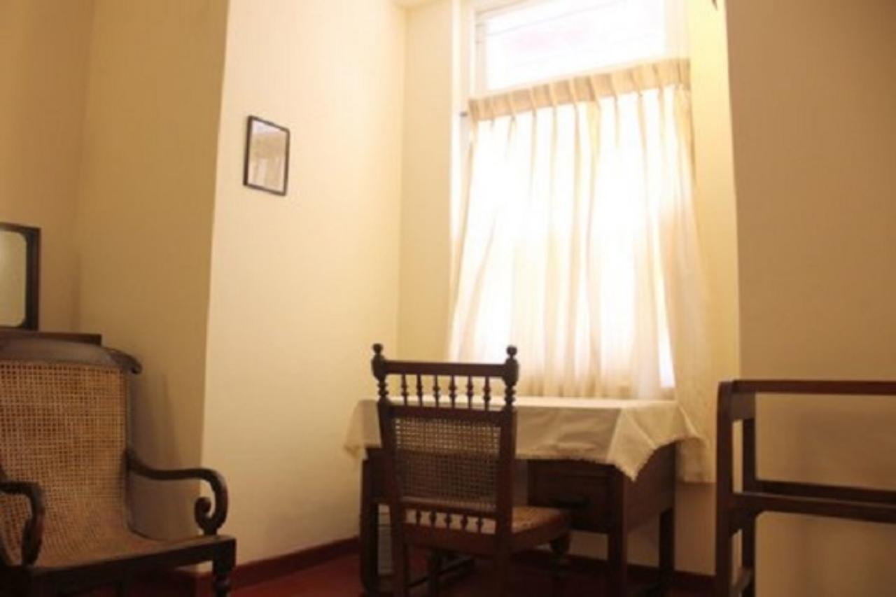 Charming Homestay By The Beach Dehiwala-Mount Lavinia Exterior photo